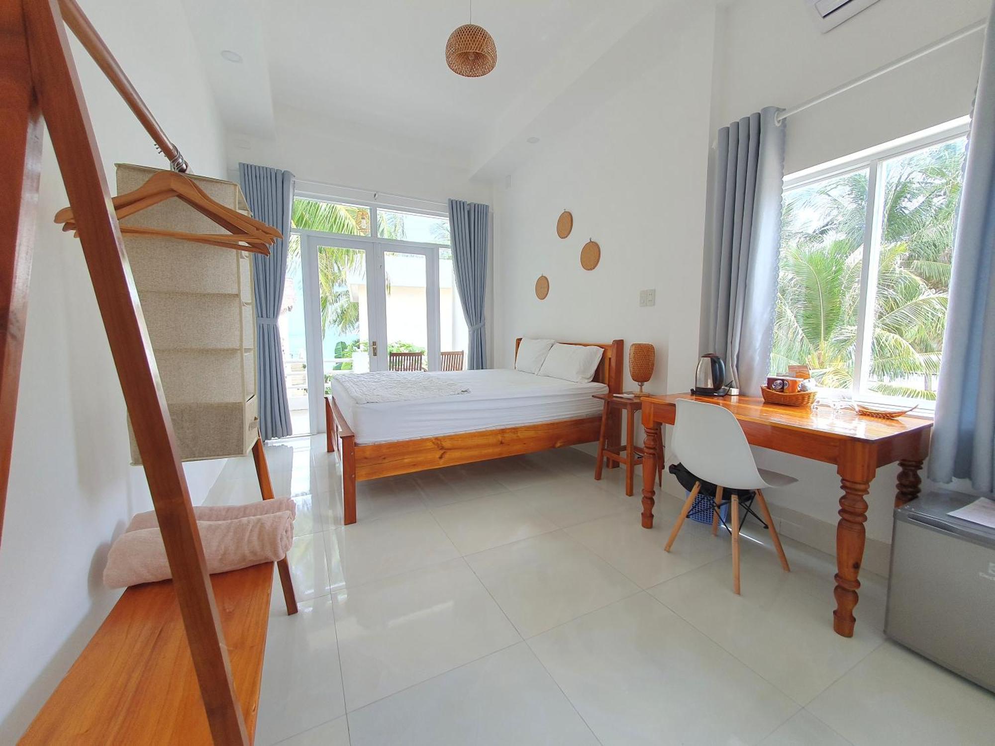 Lucky Spot Beach Bungalow Song Cau Exteriör bild