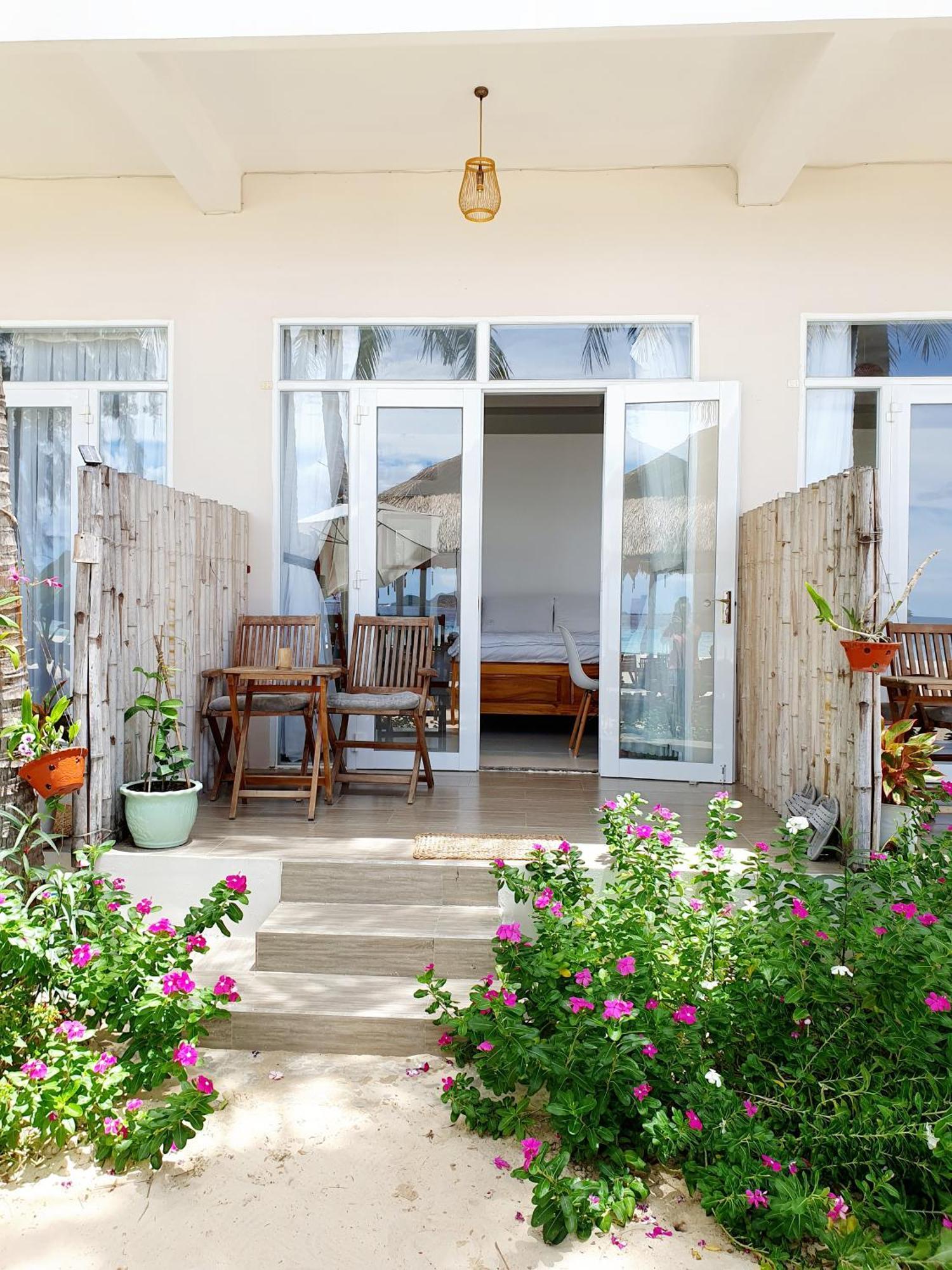 Lucky Spot Beach Bungalow Song Cau Exteriör bild
