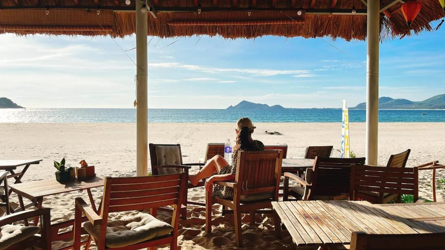 Lucky Spot Beach Bungalow Song Cau Exteriör bild